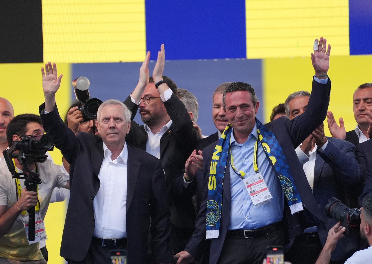 Fenerbahçe yeniden "Ali Koç" dedi
