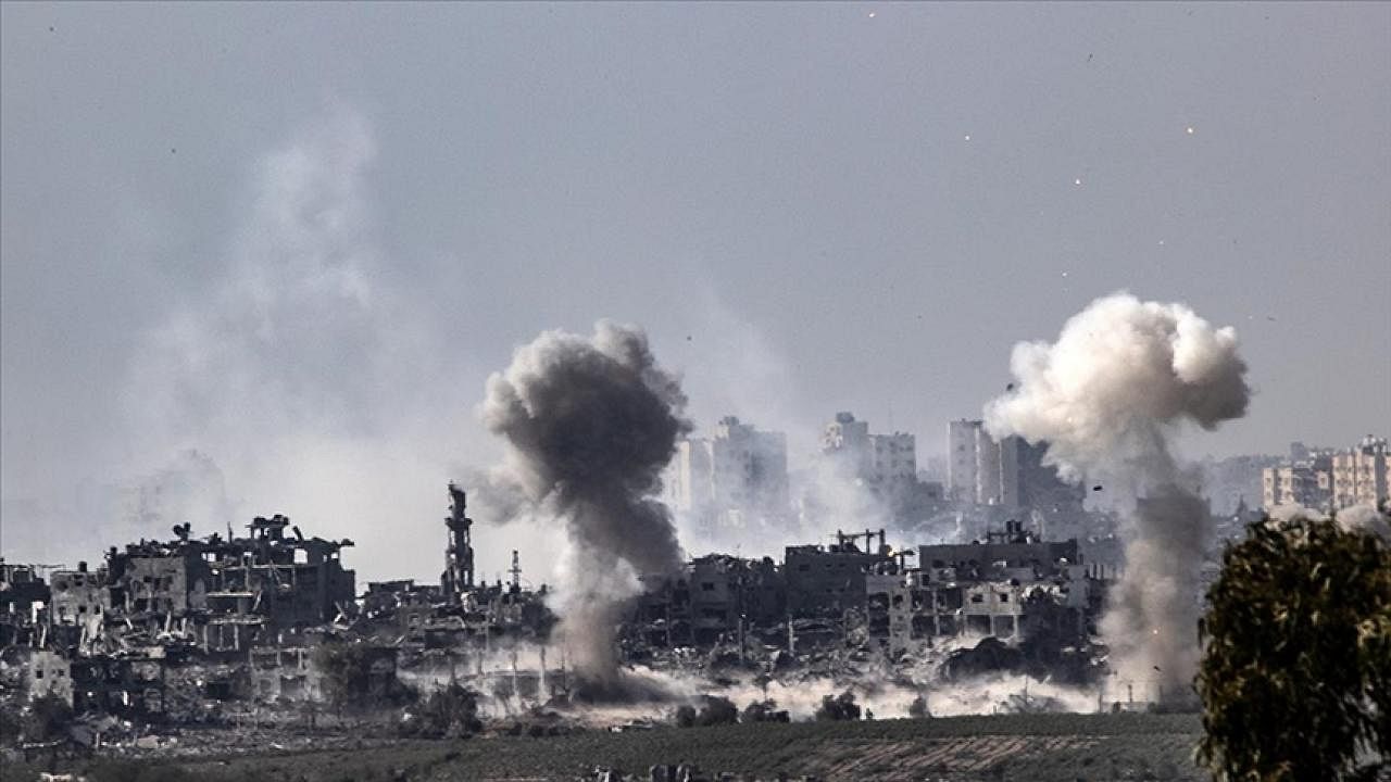 İsrail'in 243 gündür saldırılarını sürdürdüğü Gazze'de can kaybı 36 bin 586'ya çıktı
