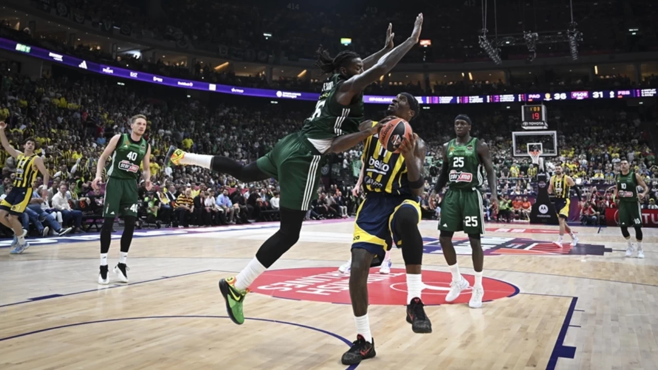 Fenerbahçe Beko, Panathinaikos'u konuk edecek