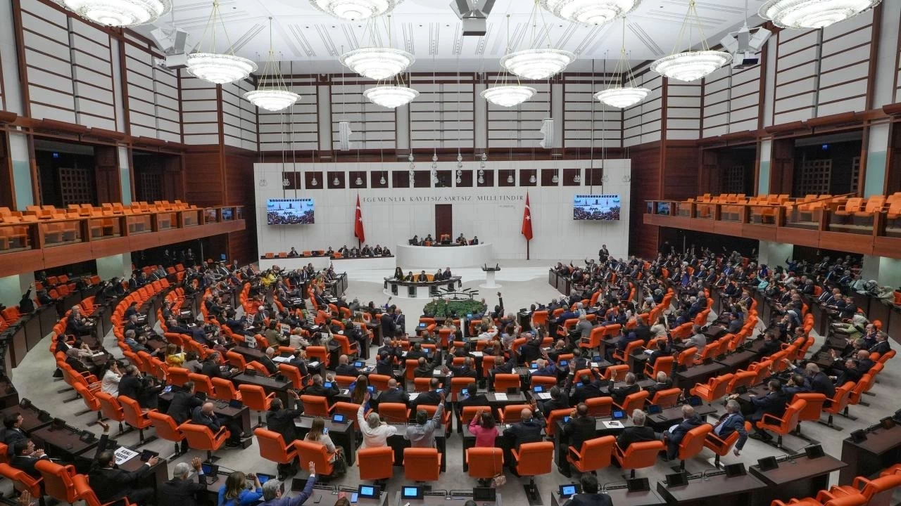 TBMM'de yeni haftada yoğun mesai: 9. Yargı Paketi, tezkere, bütçe...