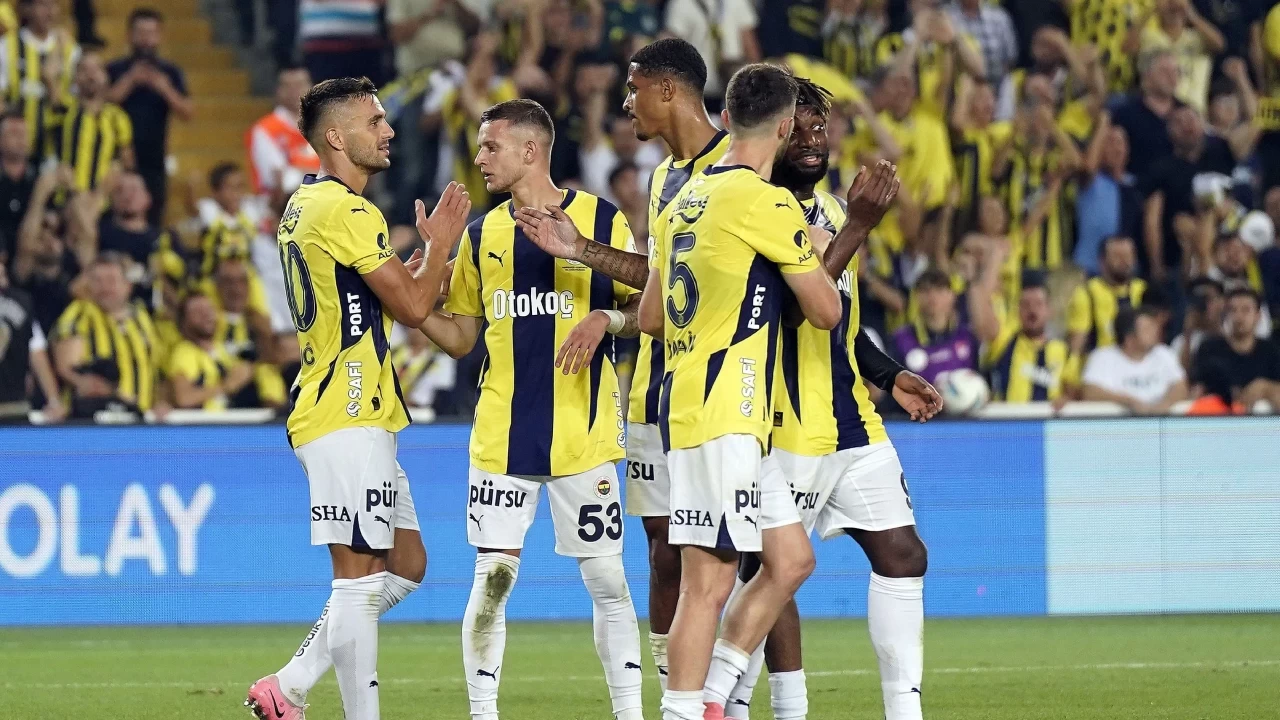 Fenerbahçe 22 günde 6 kritik maça çıkacak