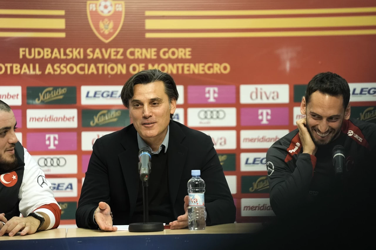 A Milli Takım Teknik Direktörü Vincenzo Montella'dan Karadağ maçı öncesi açıklamalar