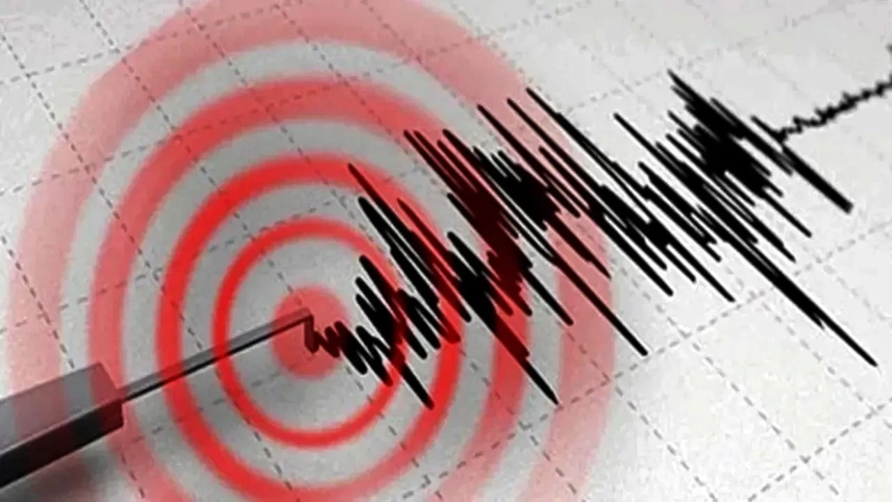 Manisa'da korkutan deprem