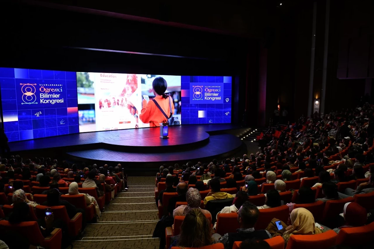 YTB'den Gaziantep'e: Uluslararası Öğrenci Bilimler Kongresi'nde 148 bildiri sunulacak