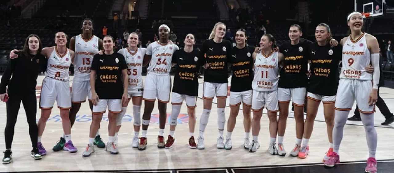 Galatasaray Kadınlar Basketbol Ligi’ndeki derbide Beşiktaş’ı geriden gelip devridi