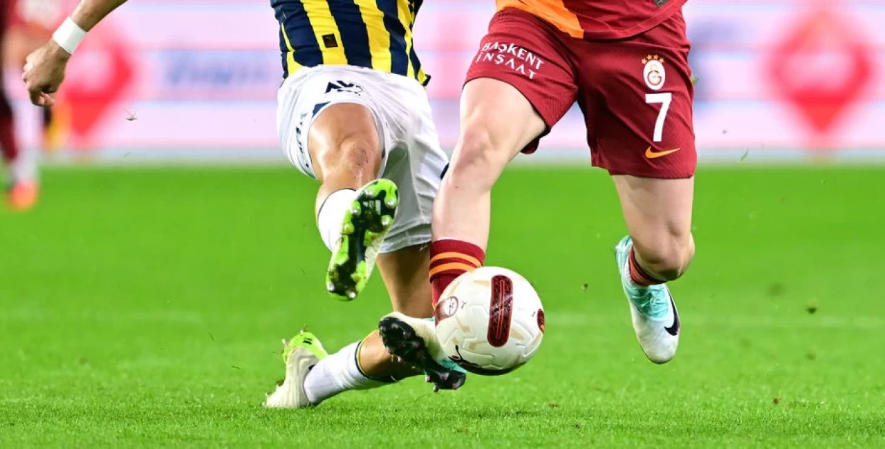 Galatasaray ve Fenerbahçe'nin tartışmalı pozisyonlarına dair rapor hazırlanacak