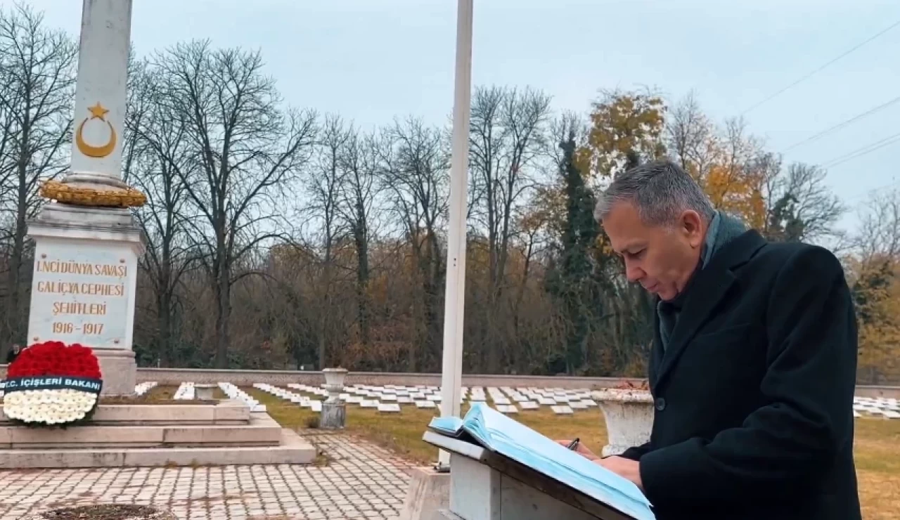 Bakan Yerlikaya'dan Galiçya Türk Şehitliği'ne ziyaret!