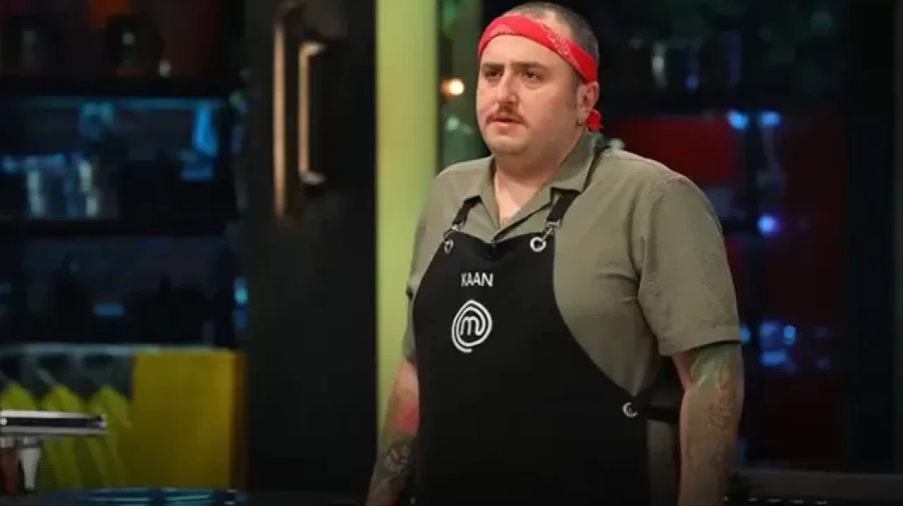 MasterChef'te talihsiz kaza! Kaan parmaklarını kesti