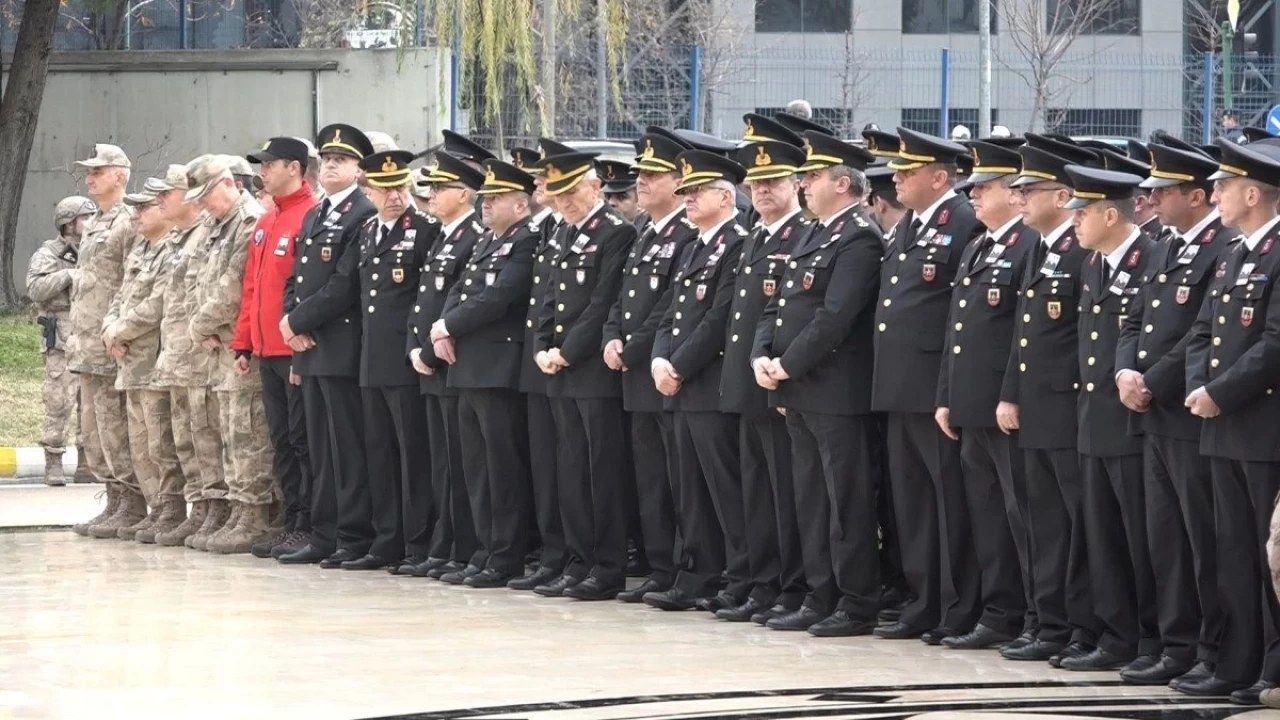 Şehit Jandarma Uzman Çavuş Nurettin Yaşar'ın cenazesi törenle toprağa verildi