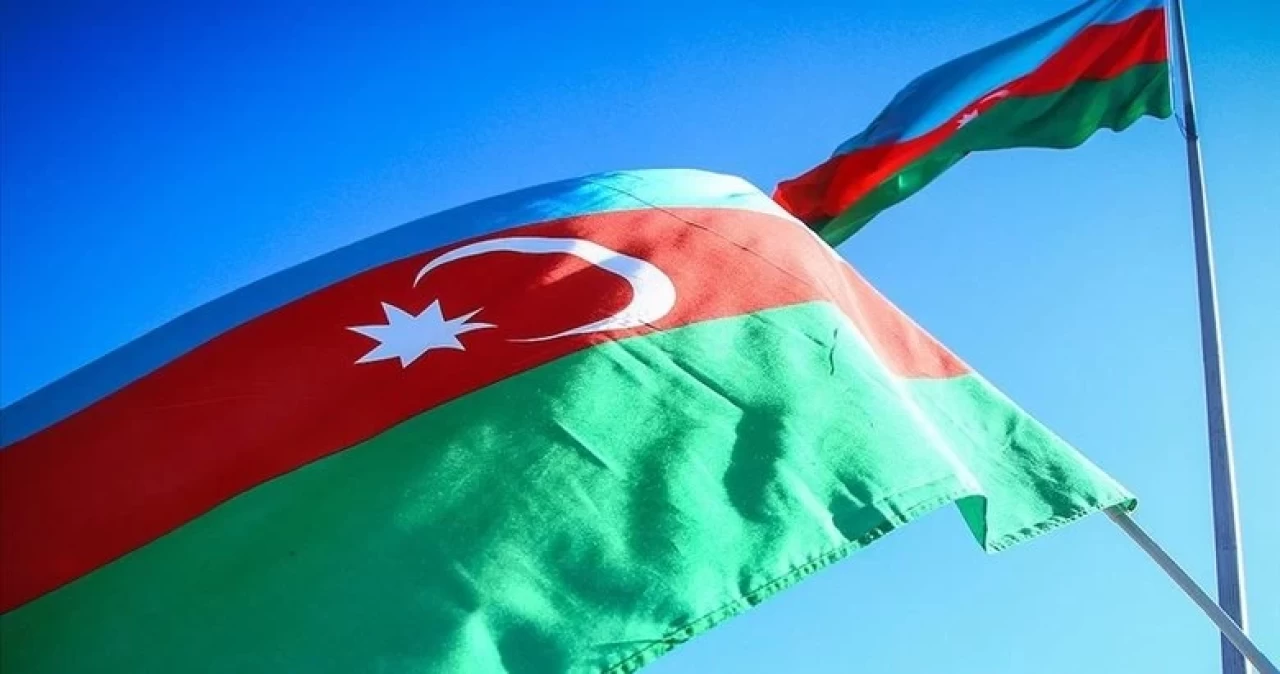 Azerbaycan, uçak kazası sonrası 1 günlük yas ilan etti