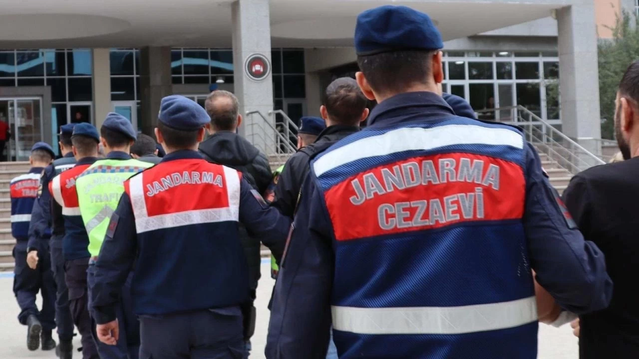 20 ilde zehir tacirlerine "Narkokapan" operasyonu: 34 kişi tutuklandı