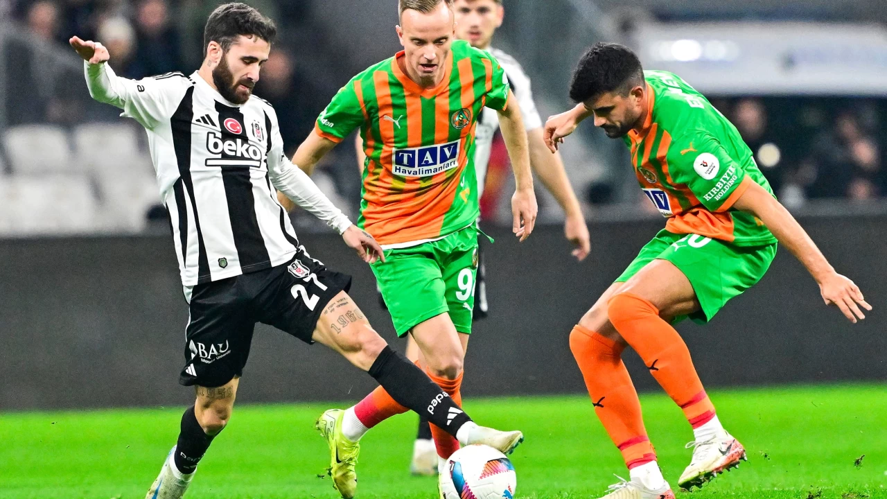 Süper Lig'de Beşiktaş Alanyaspor karşısında beraberlikle yetindi | Beşiktaş Alanyaspor maç özeti