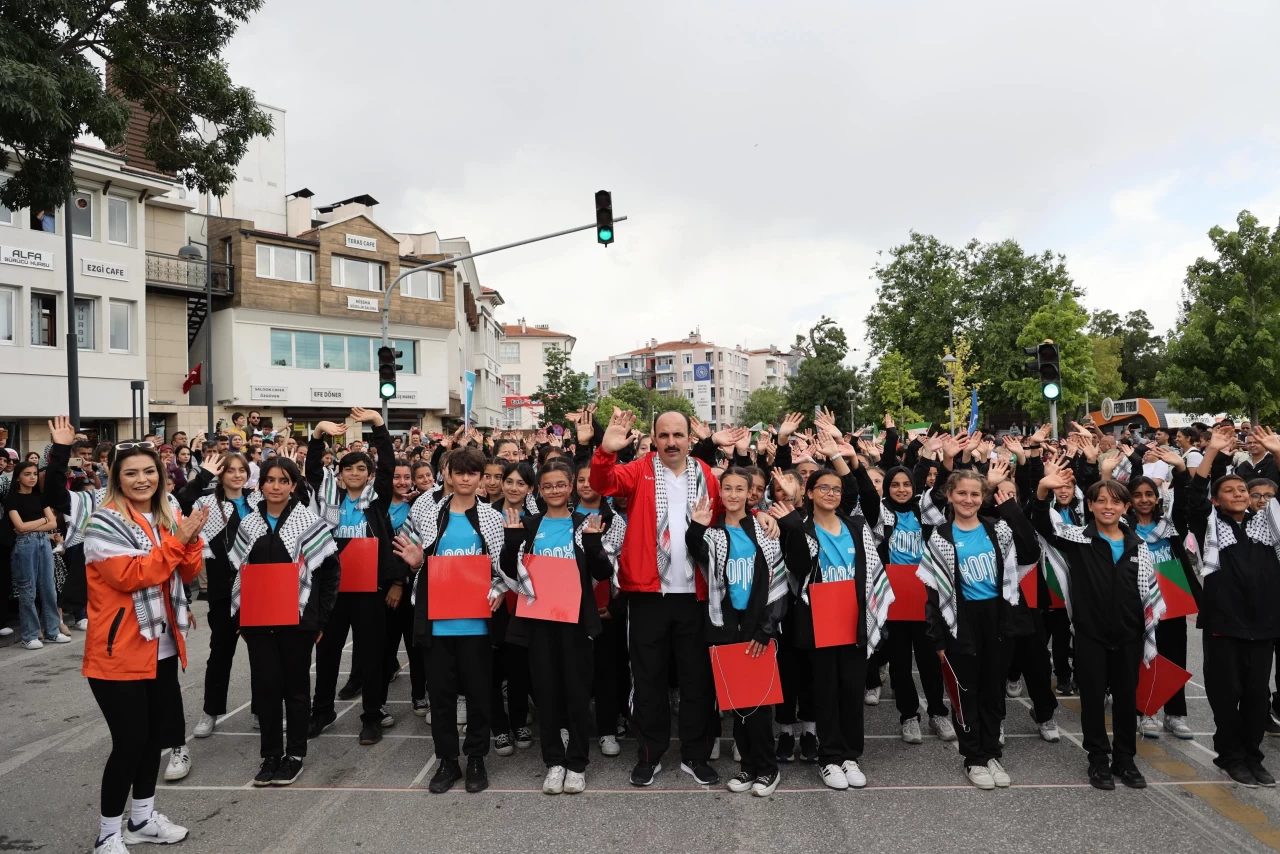 Konya Büyükşehir Belediyesi'nden binlerce kişiye spor hizmeti