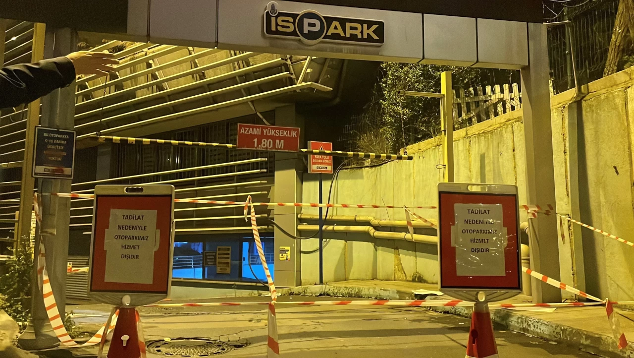 Beyoğlu’ndaki İSPARK’ın kolanları çatladı, otopark boşaltıldı