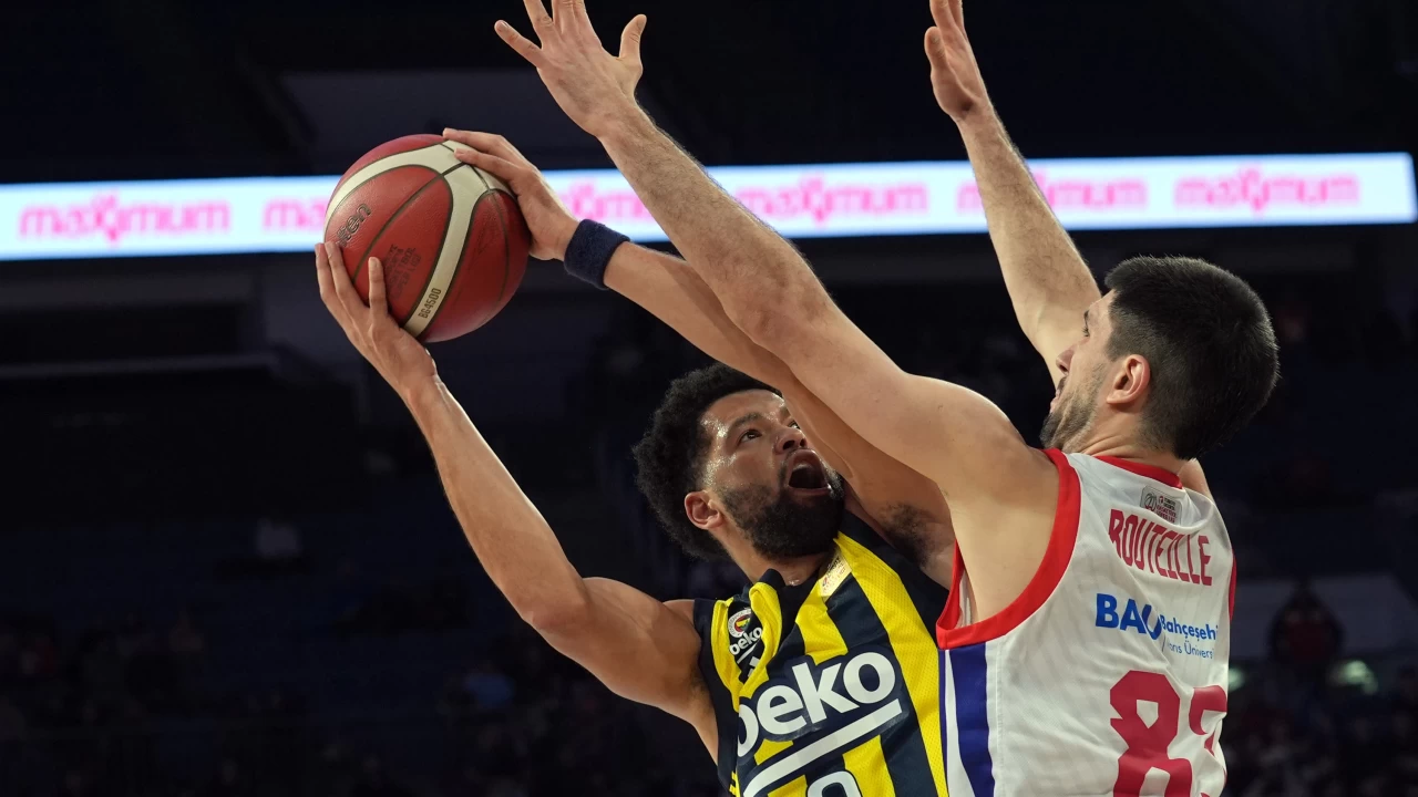 Fenerbahçe Türkiye Basketbol Ligi’nde Bahçeşehir’i mağlup etti