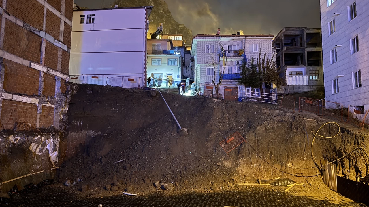 Tokat'ta inşaat kazısı sonucu zemin kaydı: 5 daire boşaltıldı