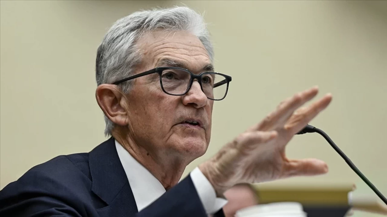 Fed Başkanı Powell'dan kritik açıklama: Daha temkinli olacağız