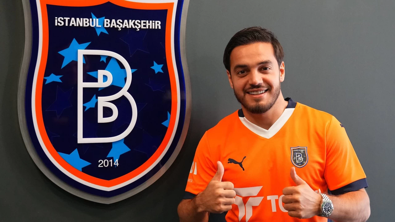 Başakşehir Yusuf Sarı transferini resmen açıkladı!