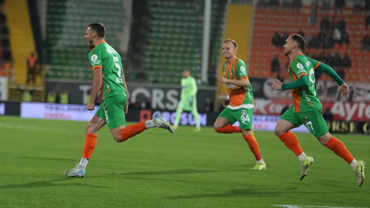 Süper Lig’de Alanyaspor Gaziantep FK karşısında farklı kazandı | Alanyaspor Gaziantep FK maç sonucu