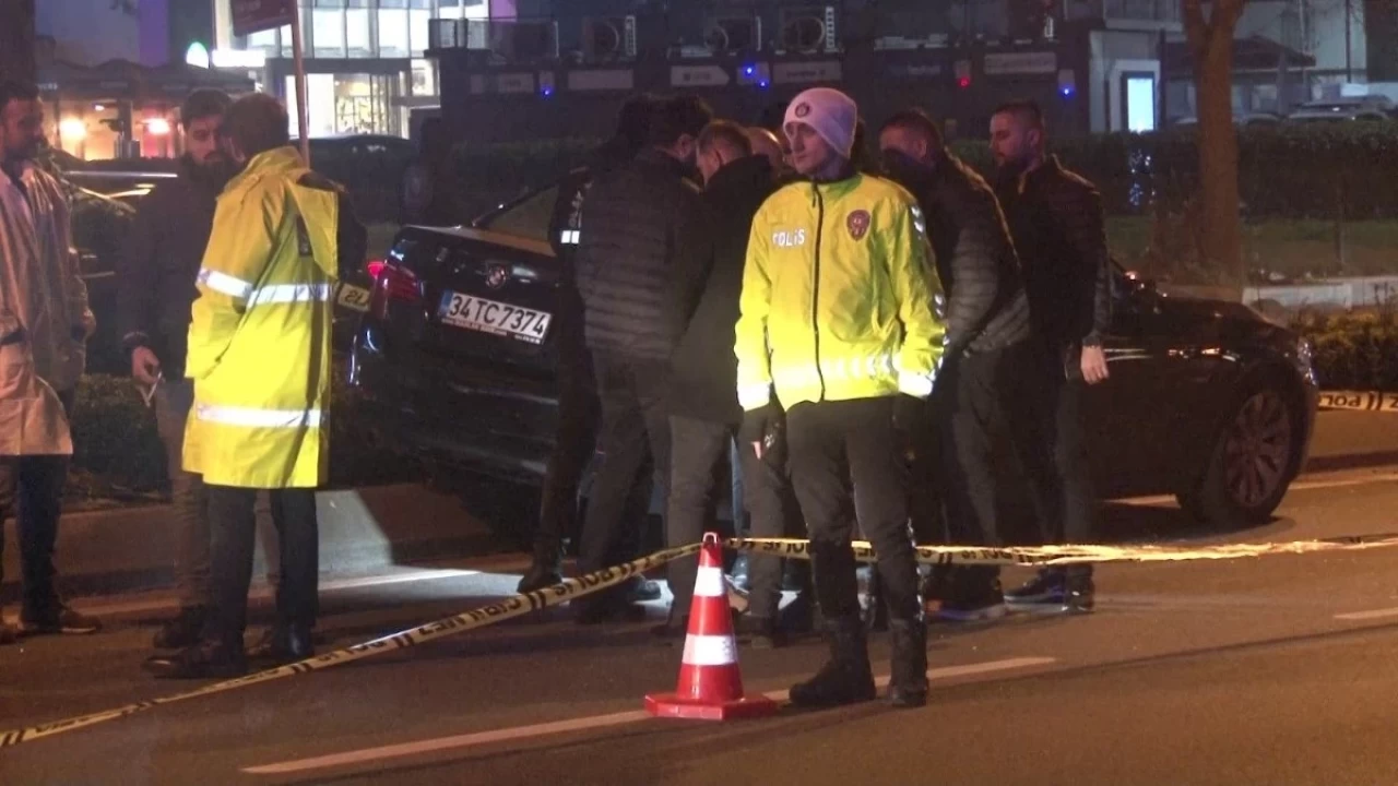 İstanbul'da sürücüler arasında yol verme kavgası kanlı bitti