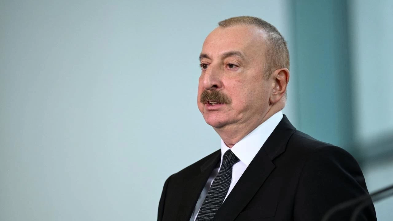 Aliyev'den düşen yolcu uçağı ile ilgili açıklama: Rusya vurdu