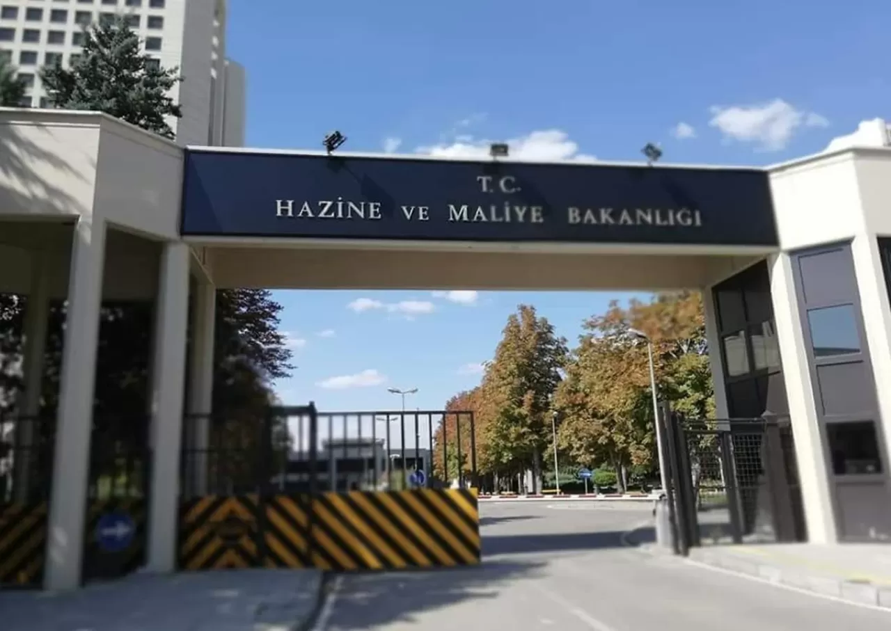 Hazine ve Maliye Bakanlığı vatandaşları yapay zekaya karşı uyardı