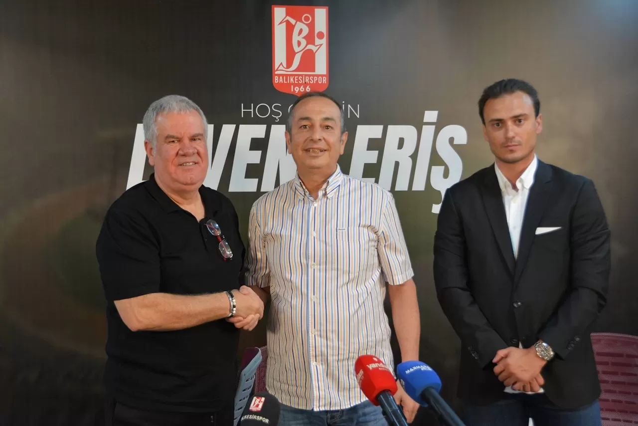 Balıkesirspor, Levent Eriş'le sözleşme imzaladı