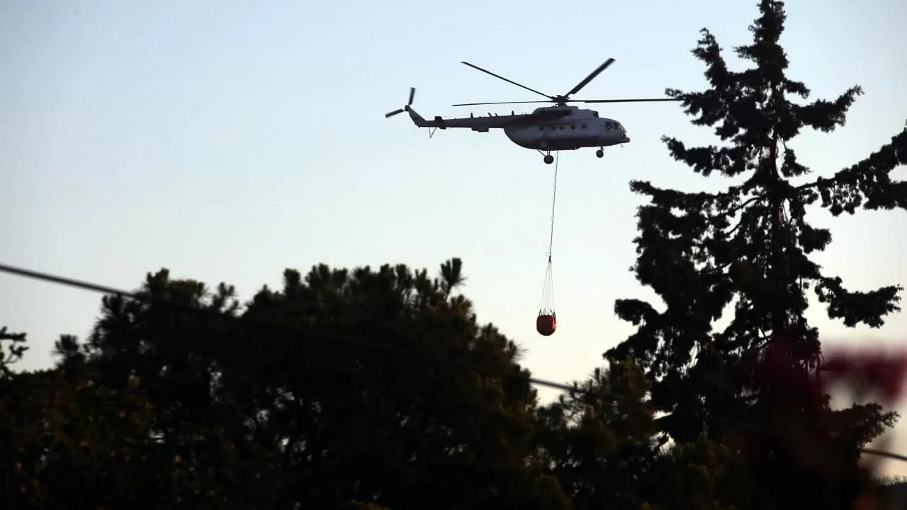 İzmir'deki yangınlara müdahale yeniden başlatıldı