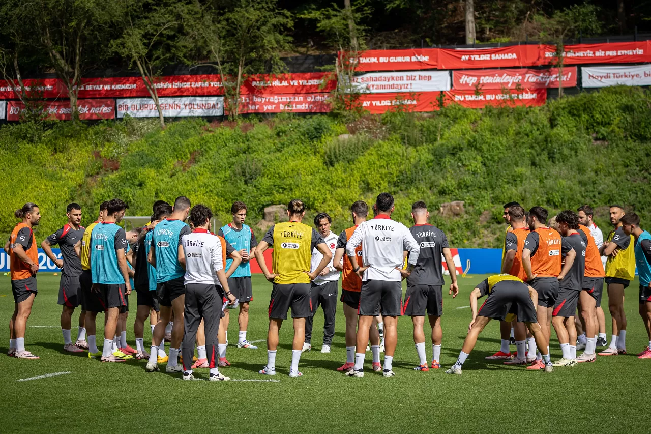 A Milli Futbol Takımı, Avusturya maçının hazırlıklarını sürdürdü