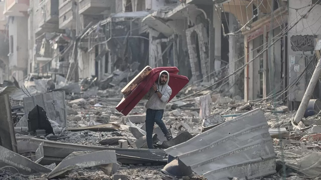 Gazze'deki İsrail saldırılarında Filistin Kızılayı'ndan tıbbi yardım geldi