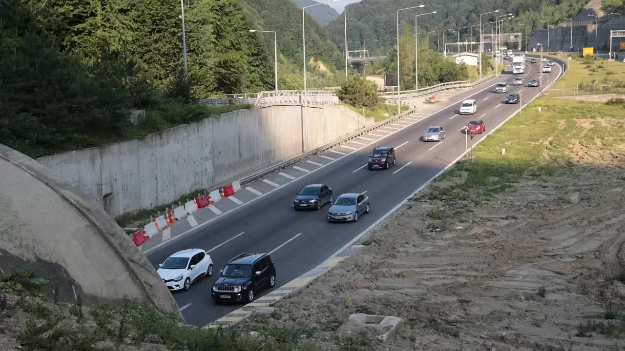 Bolu Dağı'nda geçecekler dikkat! 50 gün trafiğe kapanacak