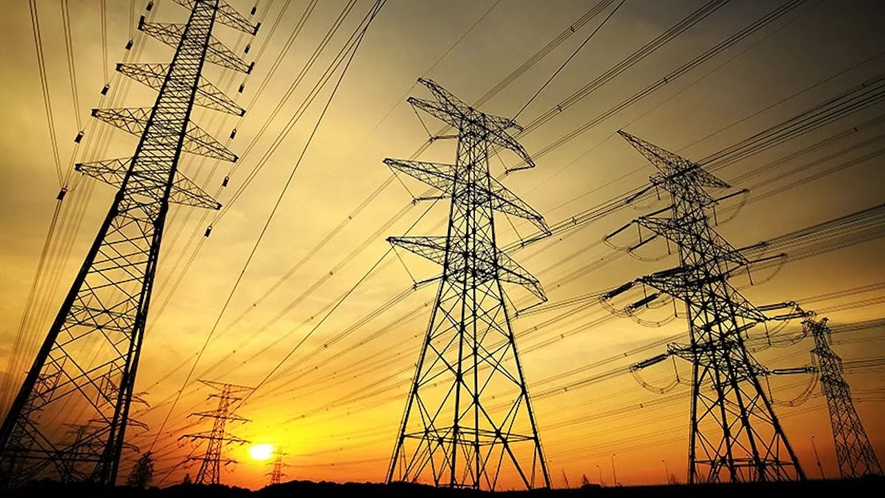 Yaz ayının gelmesi ile elektrik tüketimi yüzde 15 arttı