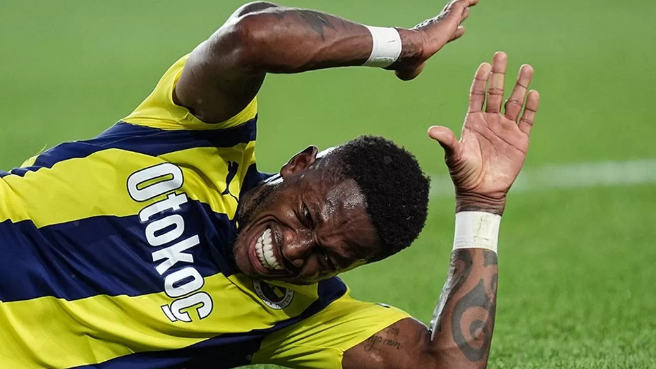 Fenerbahçe'ye kötü haber: Fred, 1 ay yok!