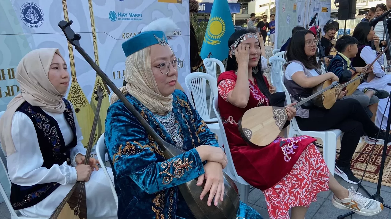 İstanbul'da "Kazakistan Milli Dombra Günü" kutlandı