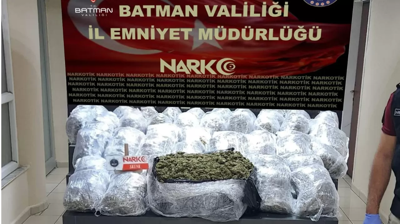 Batman'da 81 kilo uyuşturucu ele geçirildi, 3 şüpheliden 2'si tutuklandı!