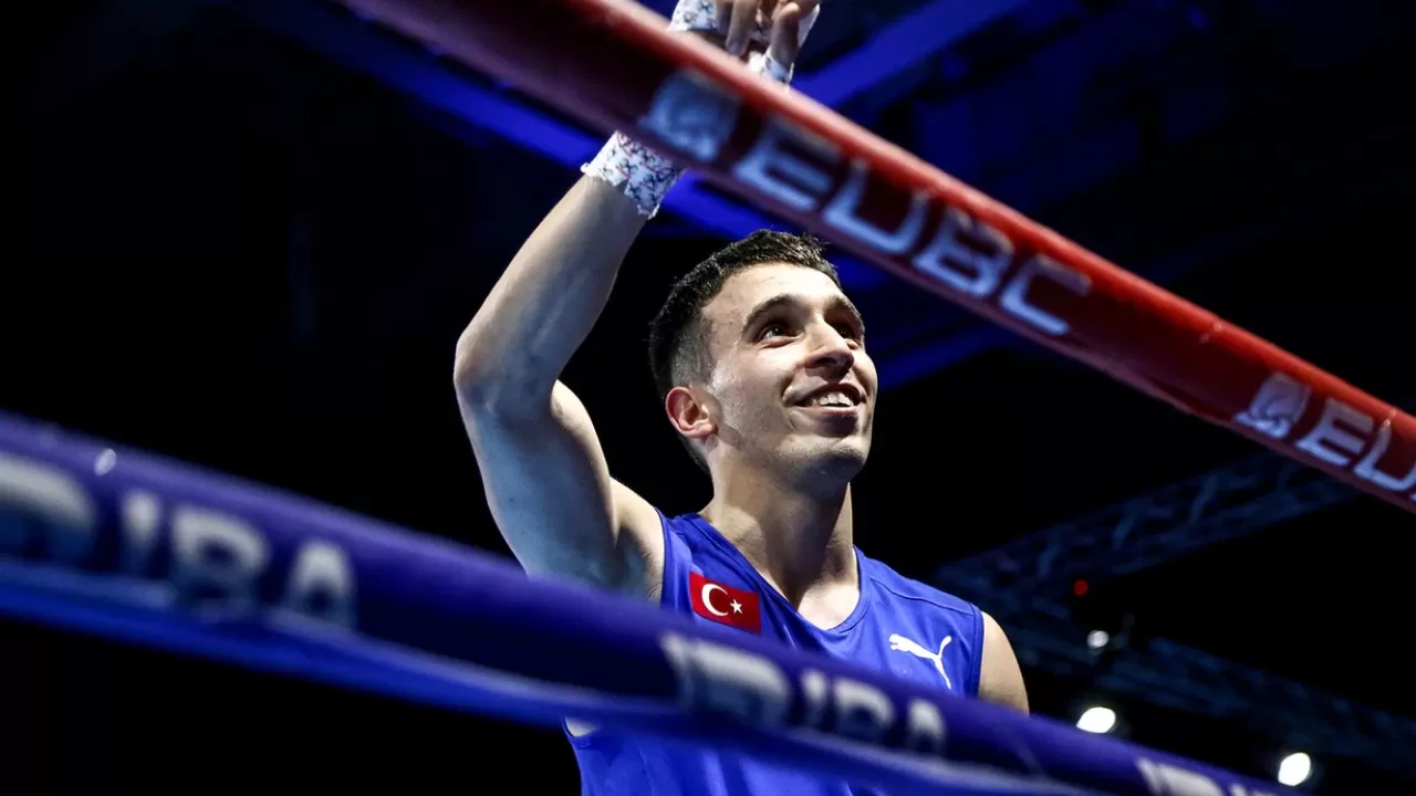 Milli boksör Samet Gümüş, olimpiyatlara veda etti