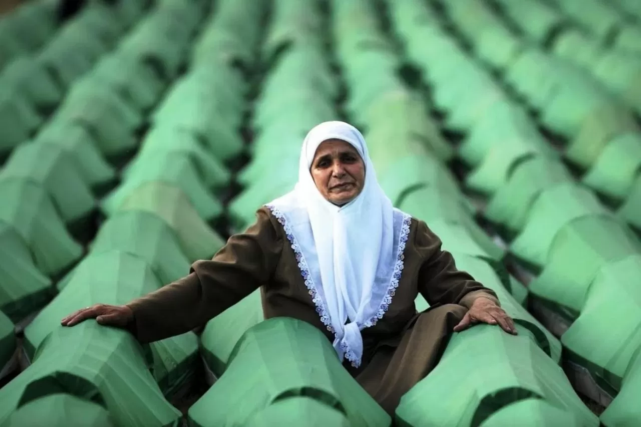 "Srebrenitsa Soykırımı" genelgesi Resmi Gazete'de