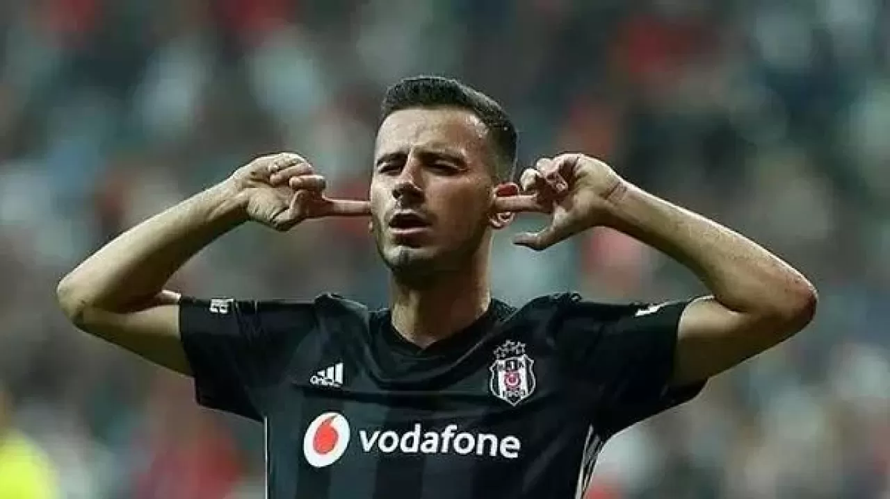 Eski milli futbolcu Oğuzhan Özyakup, 31 yaşında futbola veda etti