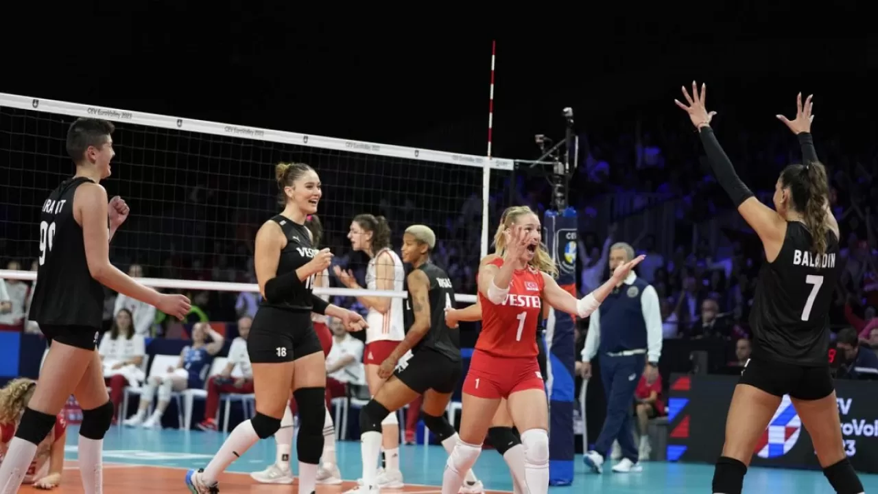 A Milli Kadın Voleybol Takımı, yarı finalde İtalya ile karşılaşacak