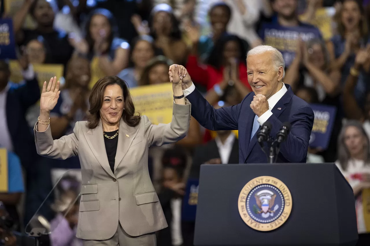 Biden ve Kamala Harris ilk ortak mitingini gerçekleştirdi