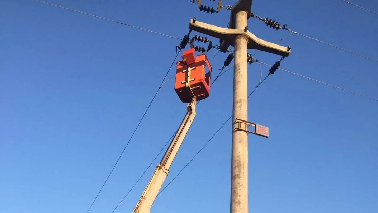 Elektrik akımına kapılan işçi hayatını kaybetti