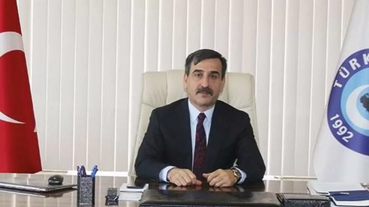 Önder Kahveci: Memurlarla gündeme gelmeye çalışmaktan vazgeçin