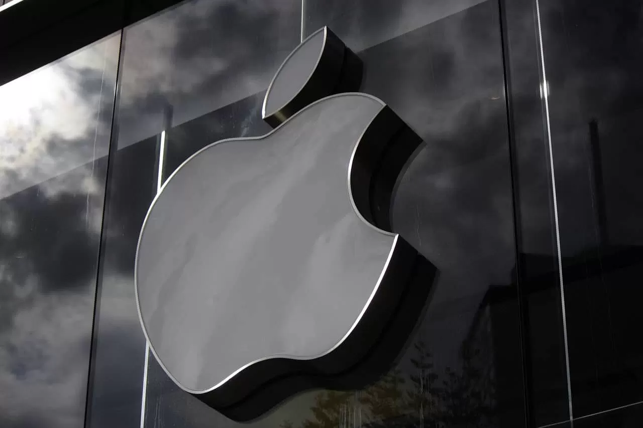 Apple'dan yeni hamle! O uygulamalar silinebilecek!