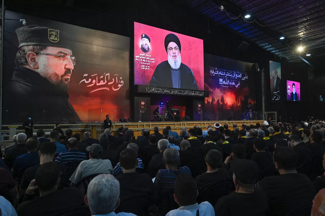 Nasrallah: "İsrail tehlikesiyle başımızı kuma gömerek yüzleşemeyiz"