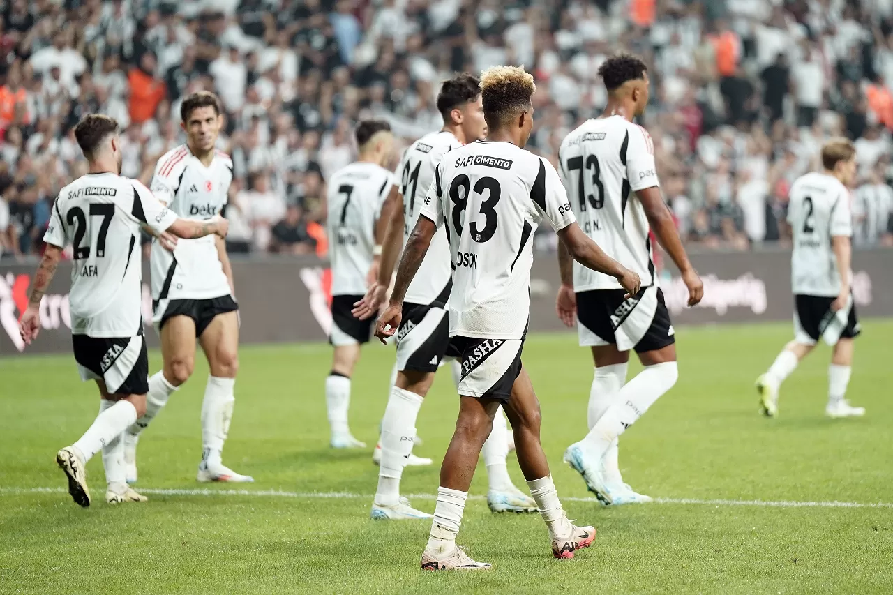 Beşiktaş, UEFA Avrupa Ligi kadrosunu açıkladı