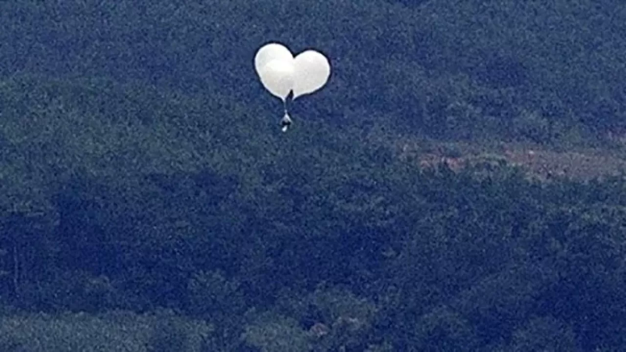 Güney Kore: "Kuzey Kore çöp taşıyan 420 balon daha gönderdi"