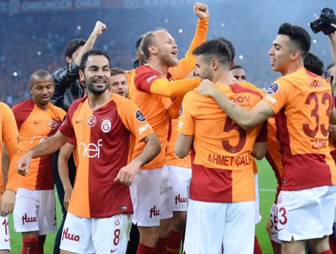 Galatasaray’da kanat sorunu