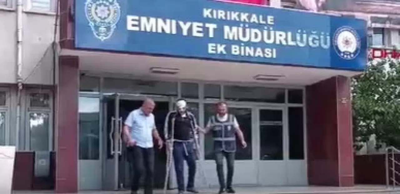 Oğlunun bıçakla yaraladığı baba, hastanede kalp krizinden öldü