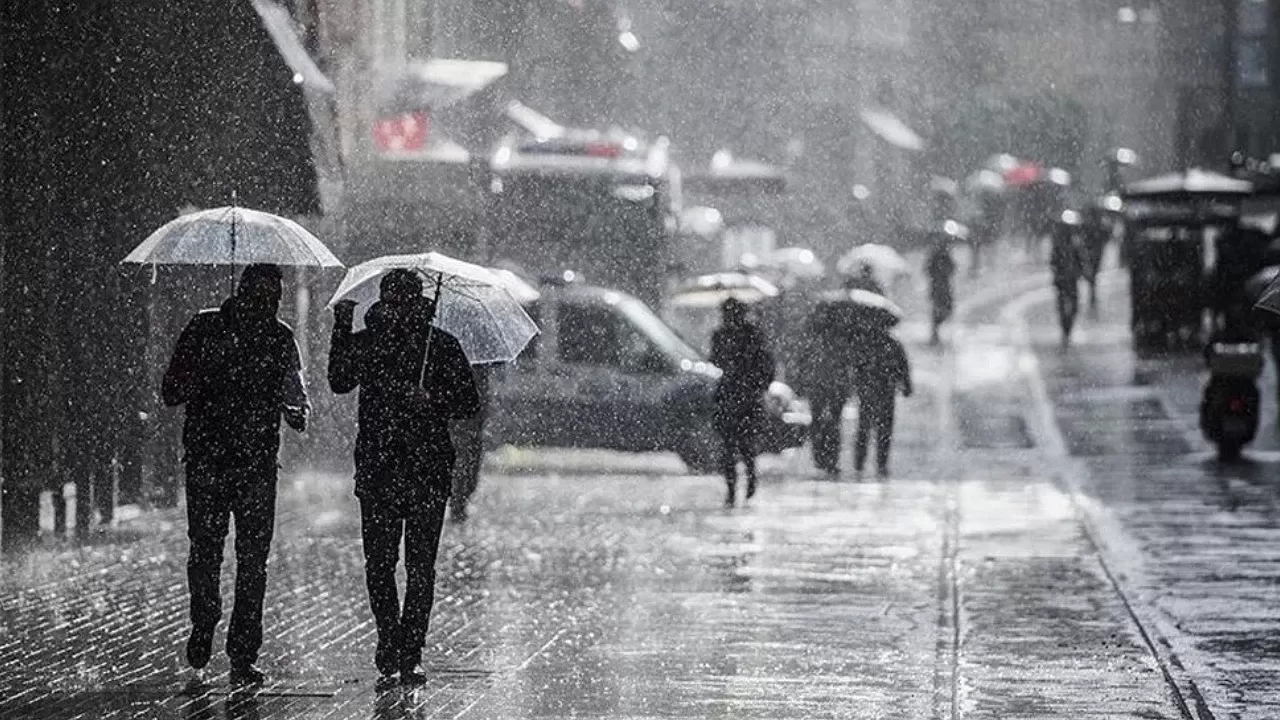 Meteoroloji'den çok sayıda kente uyarı: Sağanak yağış geliyor