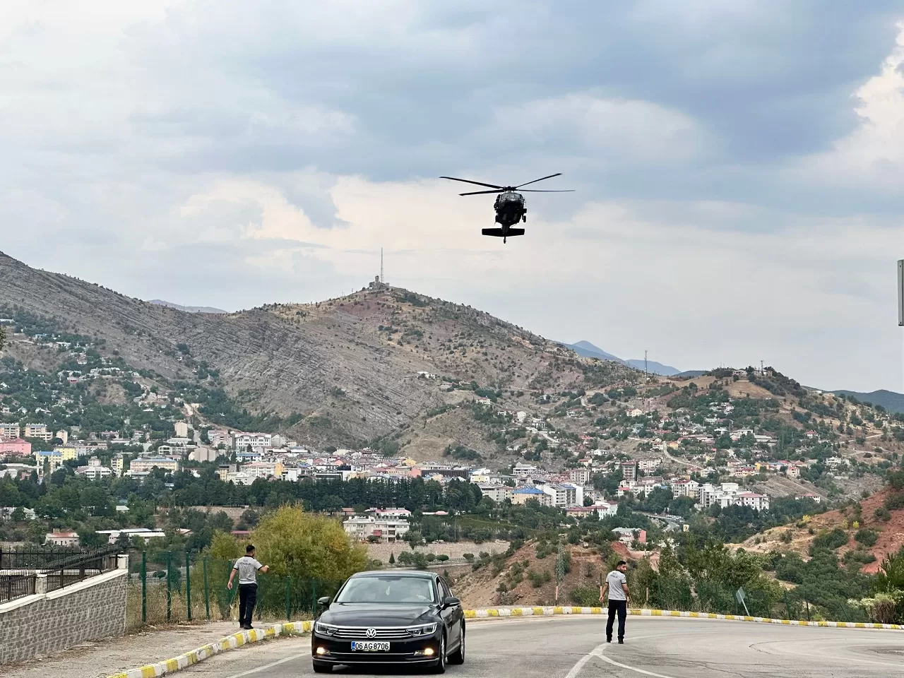 Tunceli'de askeri araç devrildi! 4 askerimiz şehit oldu